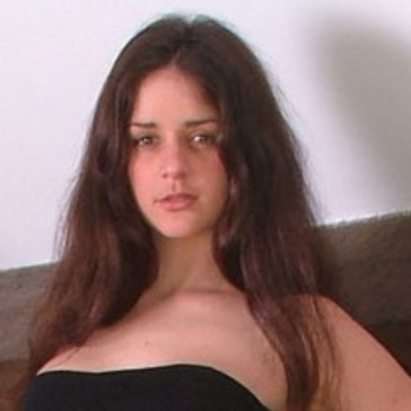 Meet your Posher, Paula - Picture 1 of 1